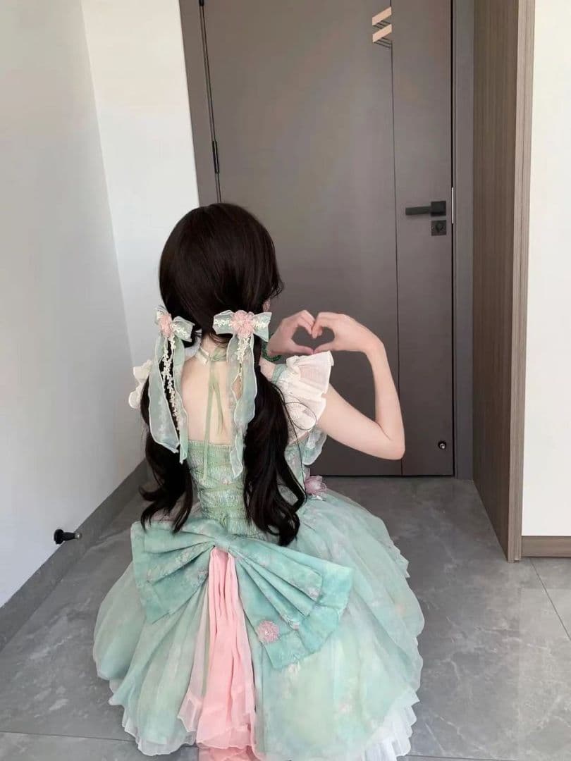 ゴスロリ・ロリータドレス お嬢様 ロリィタJSK 可愛い フリル　リボン付き