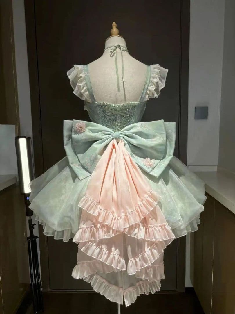 ゴスロリ・ロリータドレス お嬢様 ロリィタJSK 可愛い フリル　リボン付き