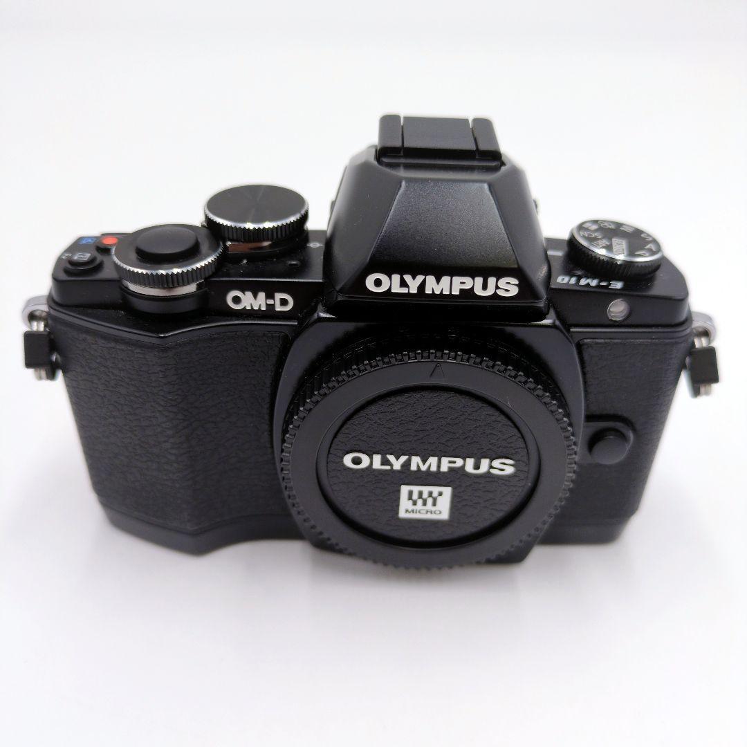 【極美品】OLYMPUS OM-D E-M10 ダブルズームキット ブラック