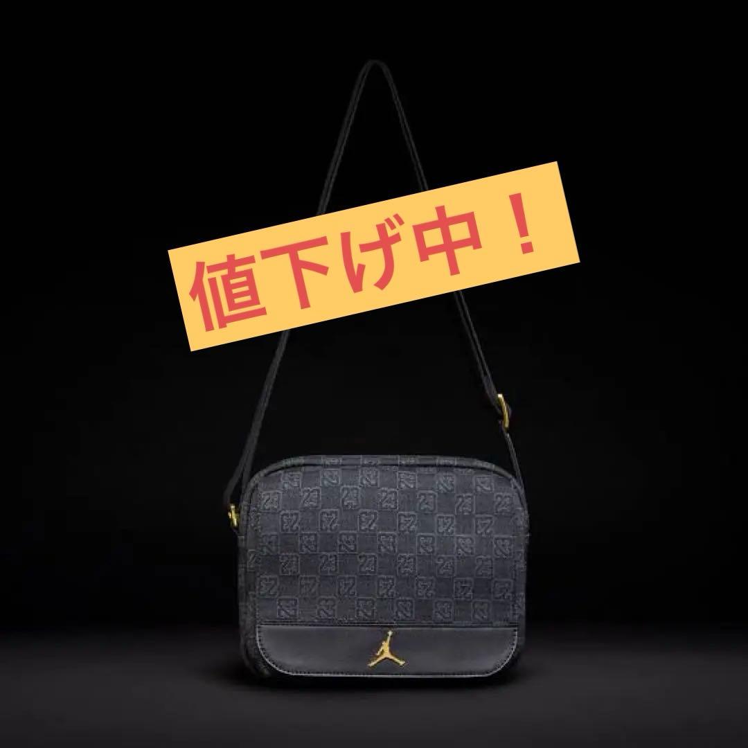 【美品】Jordan Brand Monogram Messenger Bag