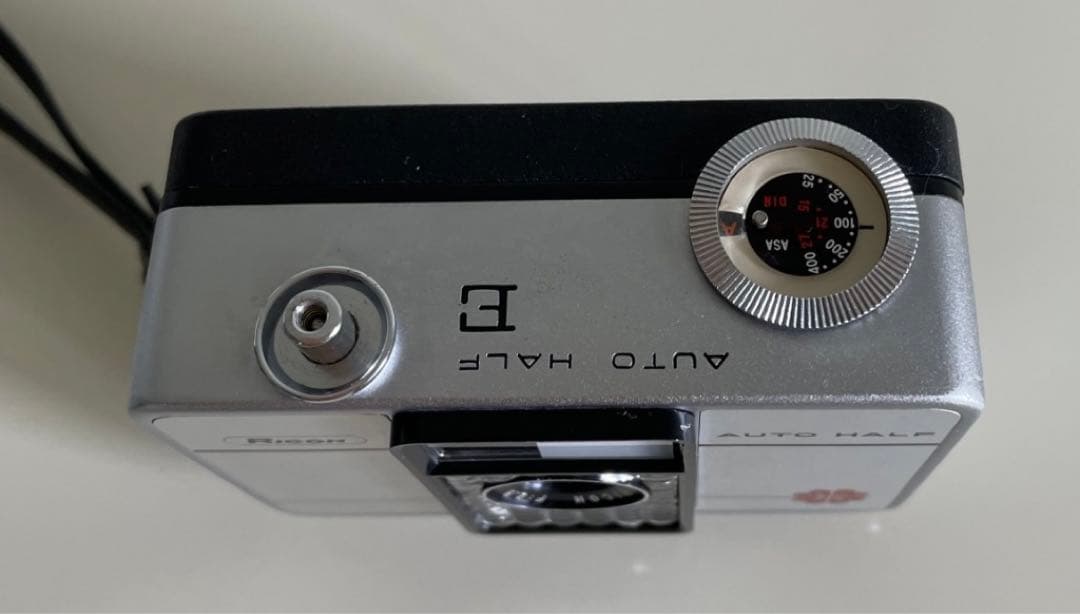 ◎RICOH リコー AUTO HALF オートハーフ E レッドフラワー