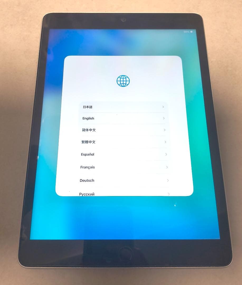 【ほぼ無傷・付属品全て未使用】iPad 第9世代 64GB Wi-Fi シルバー