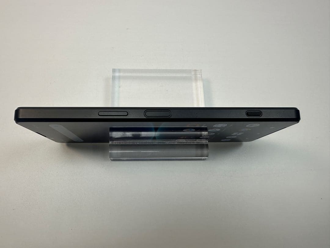 外観美品 SONY Xperia 1 IV docomo so-51c 黒