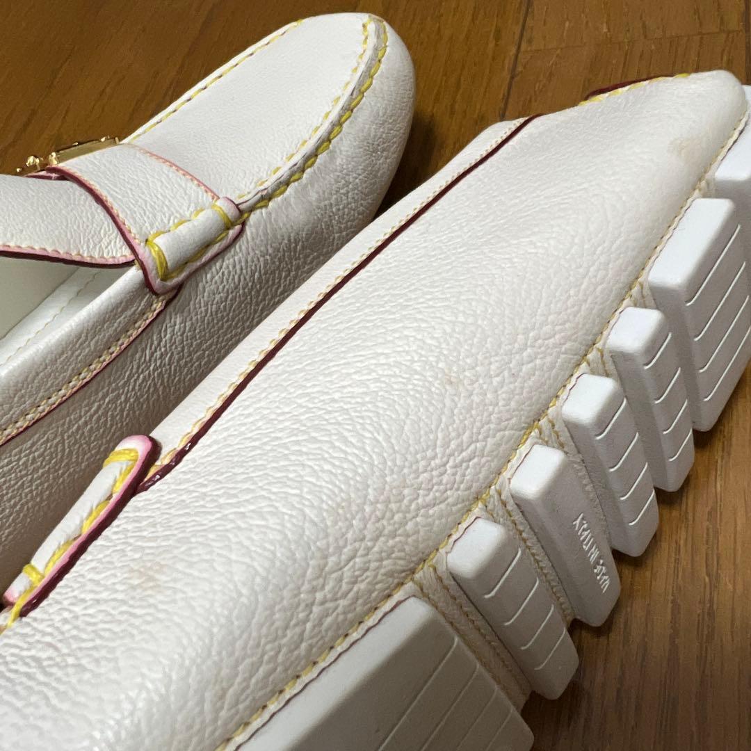 LOUIS VUITTON アイボリー ローファー靴　モカシンレディース　箱付
