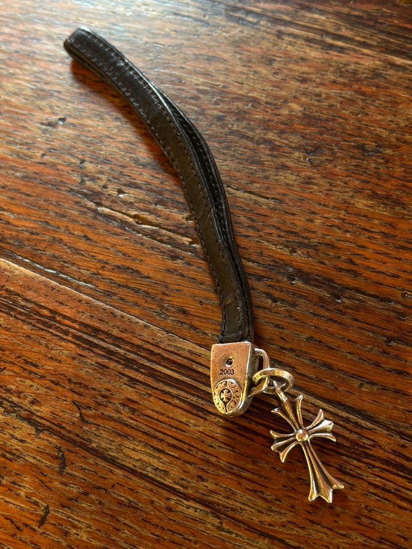 クロムハーツのクロスチャーム キーホルダー、スマホストラップ