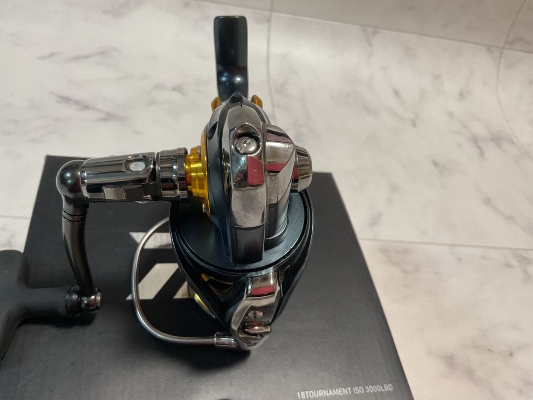 ダイワ DAIWA 18TOURNAMENT ISO 3000LBD