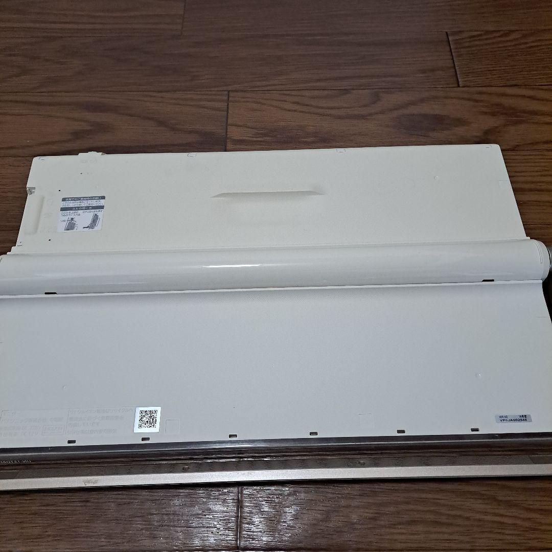 Panasonic プライベートビエラ 15V型液晶テレビ UN-15TD6-W