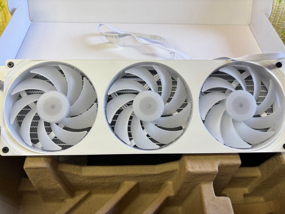 PC用ファン・クーラー NZXT KRAKEN PLUS360RGB