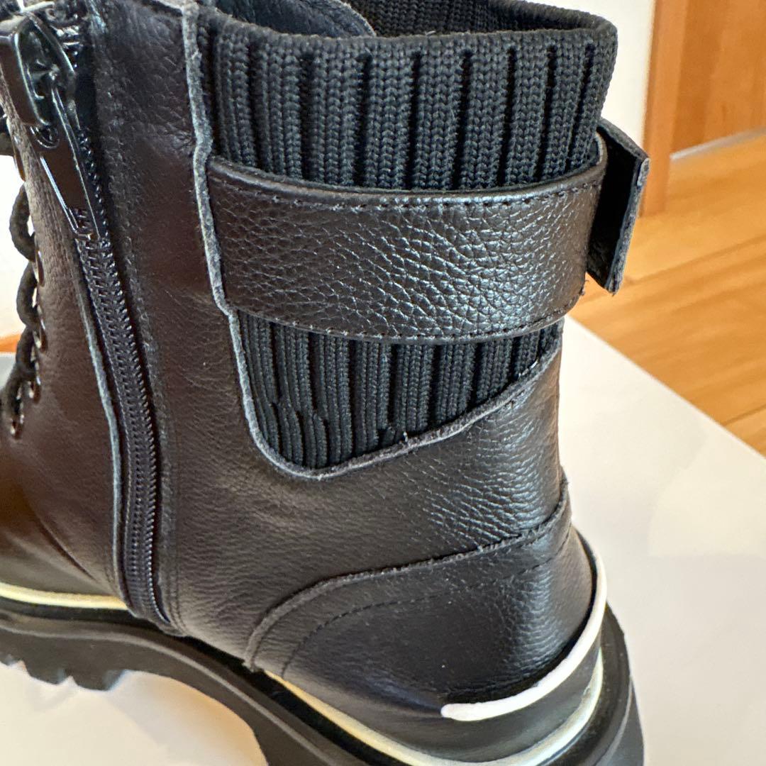 冬物セール　ブーツ　VEGE 紐ブーツ