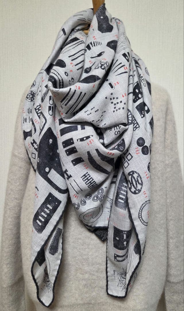 専用　エルメス　カレジェアン　カレ140　カシミアシルク