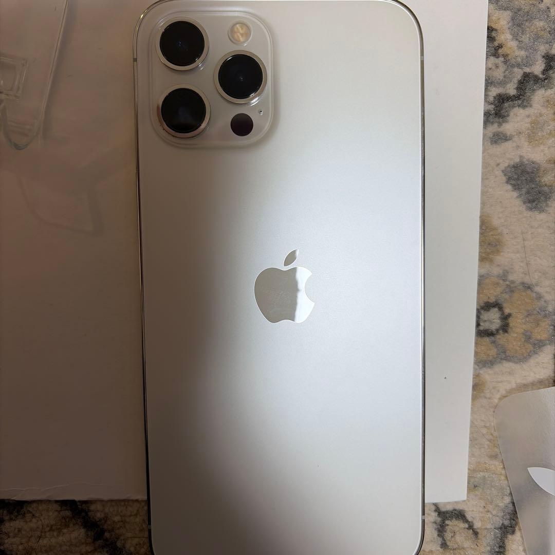 超美品箱付き　iPhone12promax
