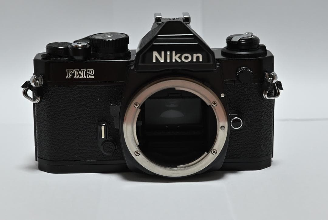 Nikon newFM2 フィルム一眼レフカメラ