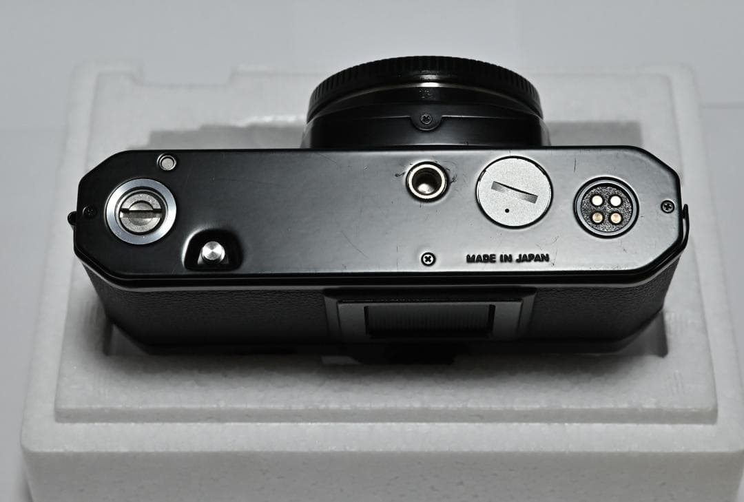 Nikon newFM2 フィルム一眼レフカメラ