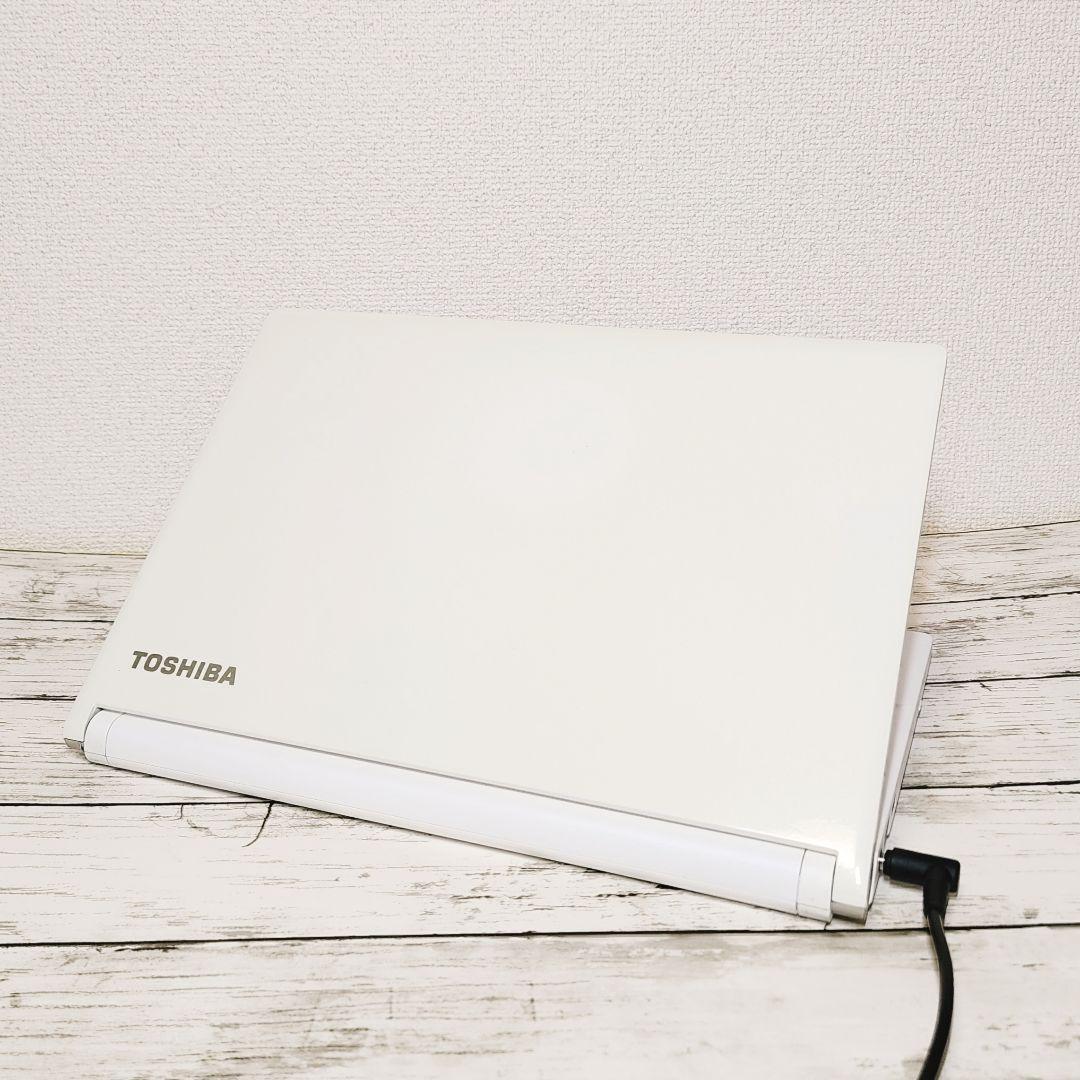 dynabook コンパクトノートパソコン メモリ16GB SSD i3