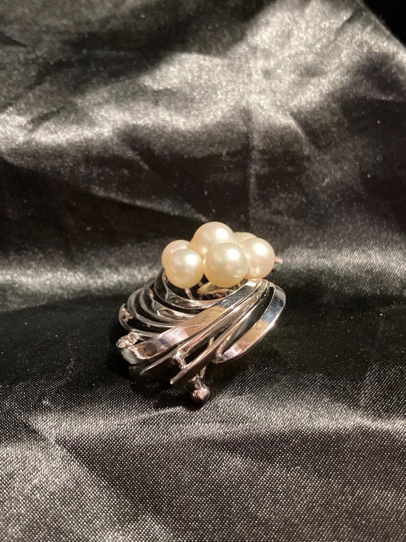 MIKIMOTO ミキモト ブローチ パール 真珠 8珠 シルバー 皇室御用達