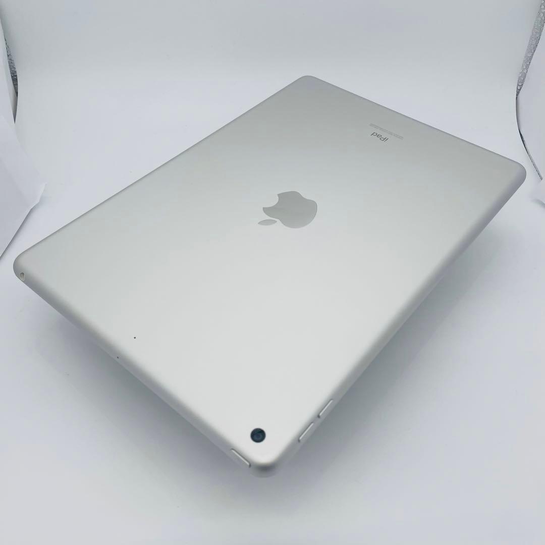S 超美品　iPad 7 第7世代　128 GB Wi-Fi シルバー　本体