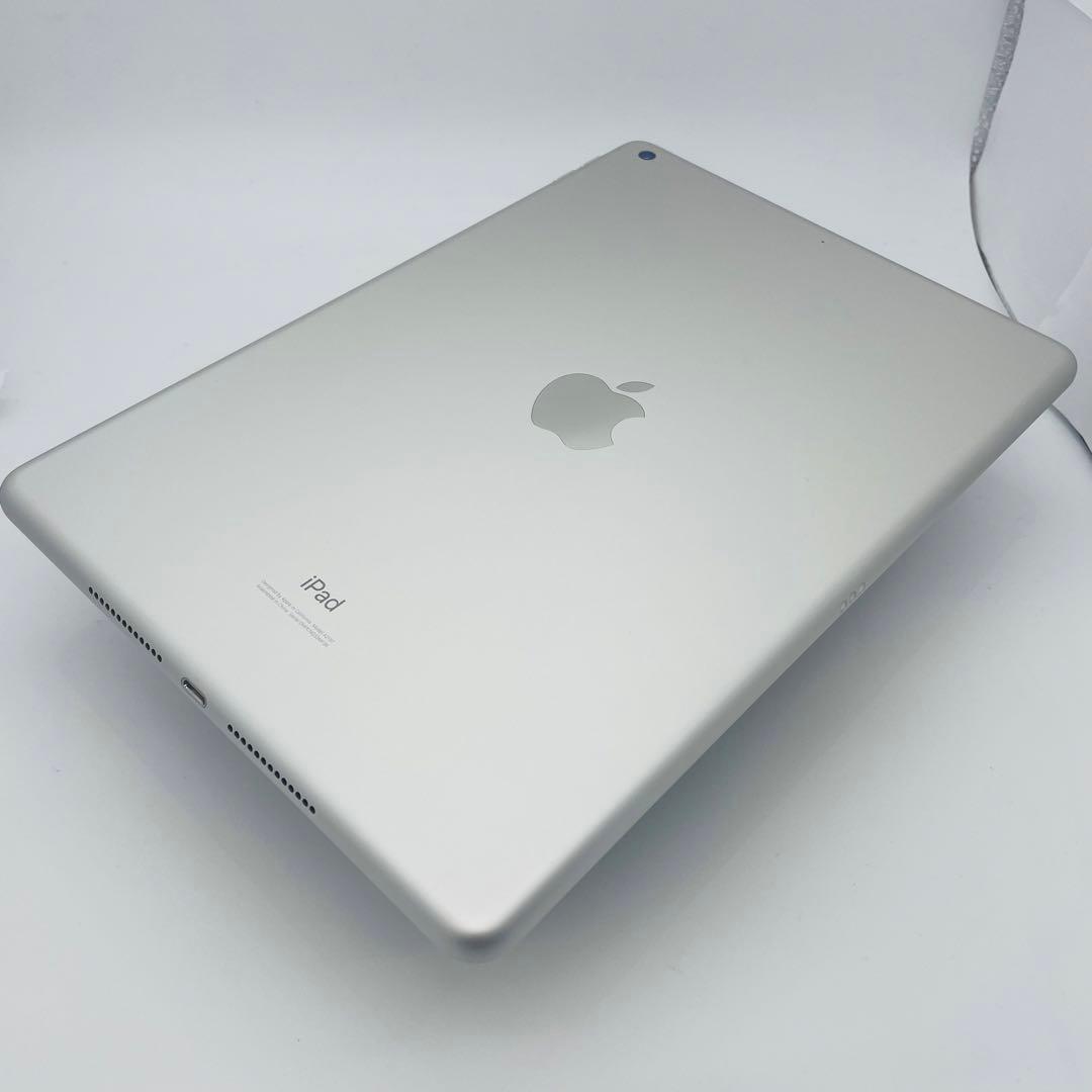 S 超美品　iPad 7 第7世代　128 GB Wi-Fi シルバー　本体