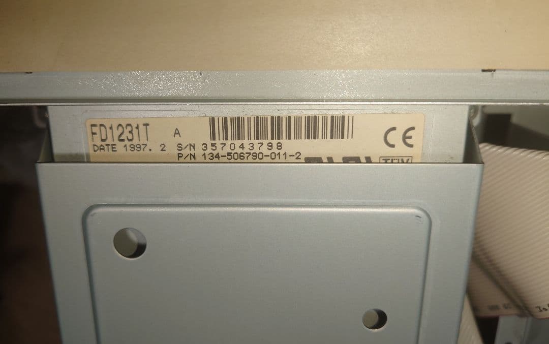 【ジャンク】NEC PC-9821 V200 / SZ model C 本体のみ