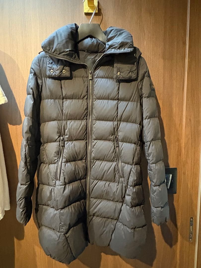 TATRAS ファー付きロングダウンジャケット