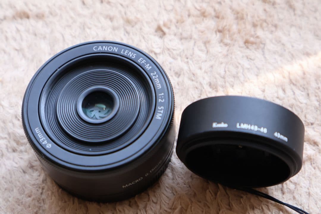 【単焦点レンズ】Canon EF-M 22mm F2 STM ブラック