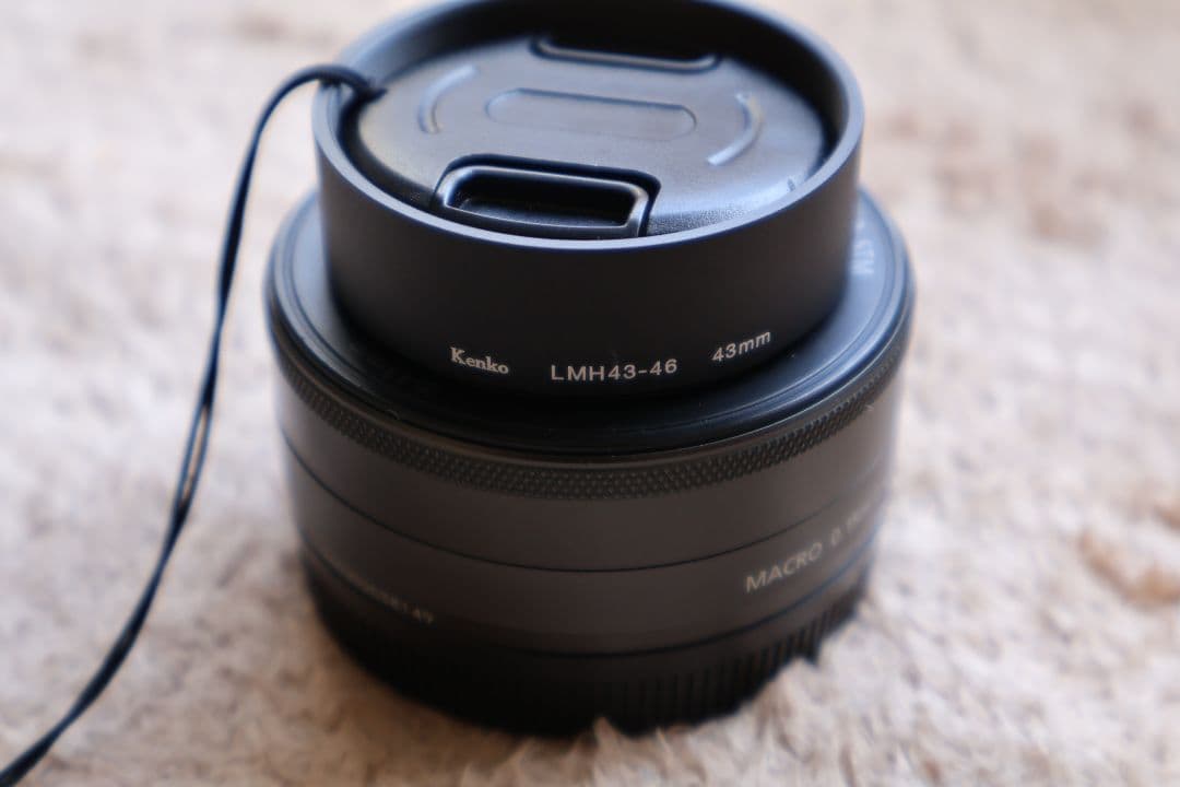 【単焦点レンズ】Canon EF-M 22mm F2 STM ブラック