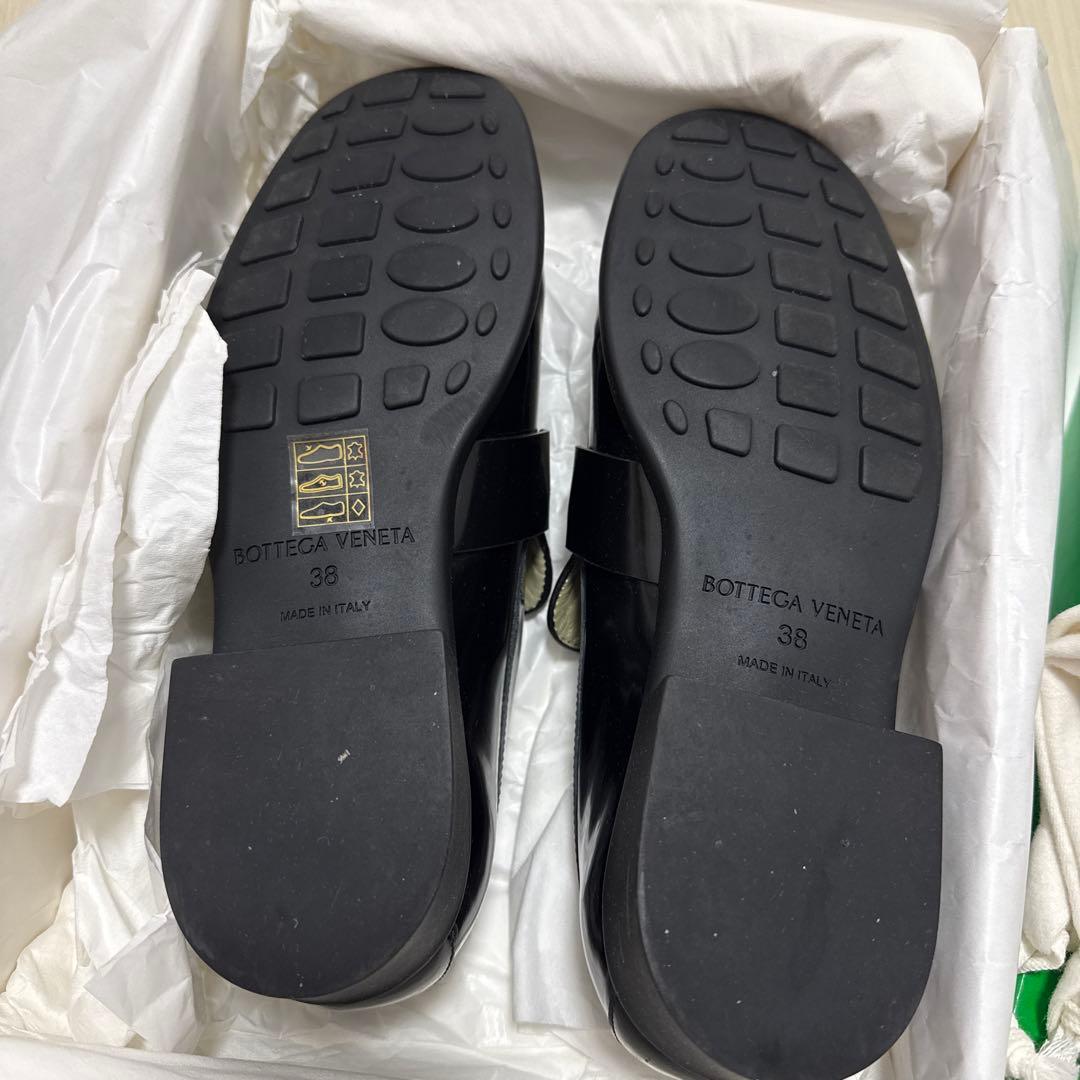 BOTTEGA VENETA ブラックローファー