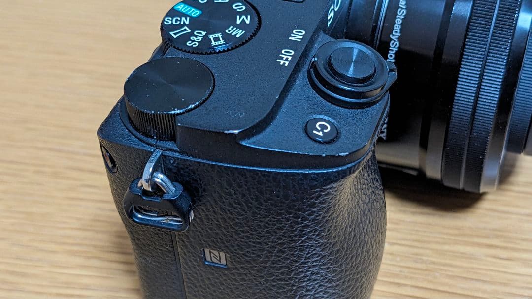 SONY α6400 ズーム&単焦点★おまけ多数★ファインダー液晶やや難あり