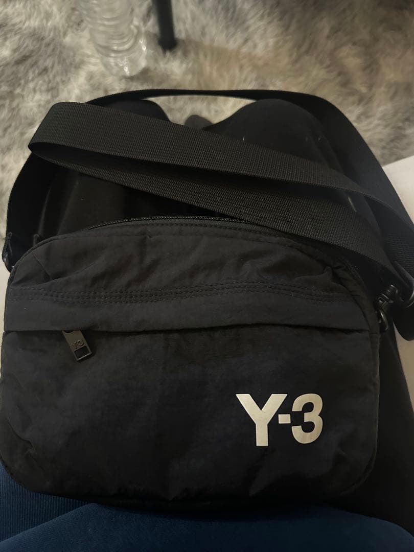 Y-3 ブラック ボディバッグ・ウエストポーチ