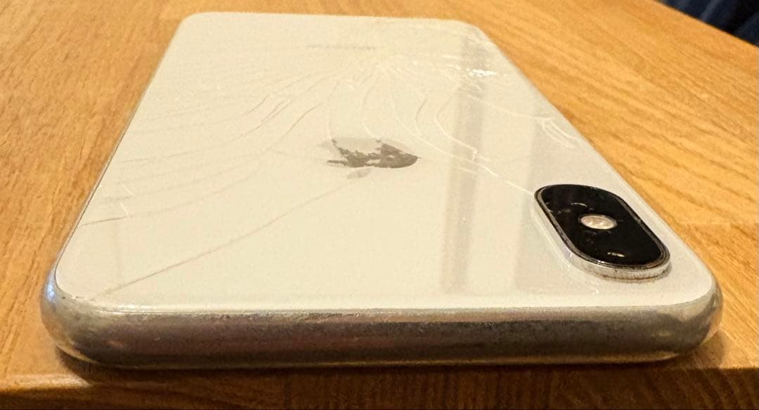 【背面割れ】Apple iPhoneX 64GB 本体SIMフリー　シルバー