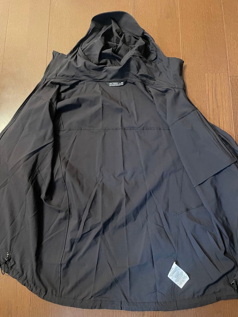 アークテリクス　スコーミッシュフーディ　ブラック　メンズM 最新モデル