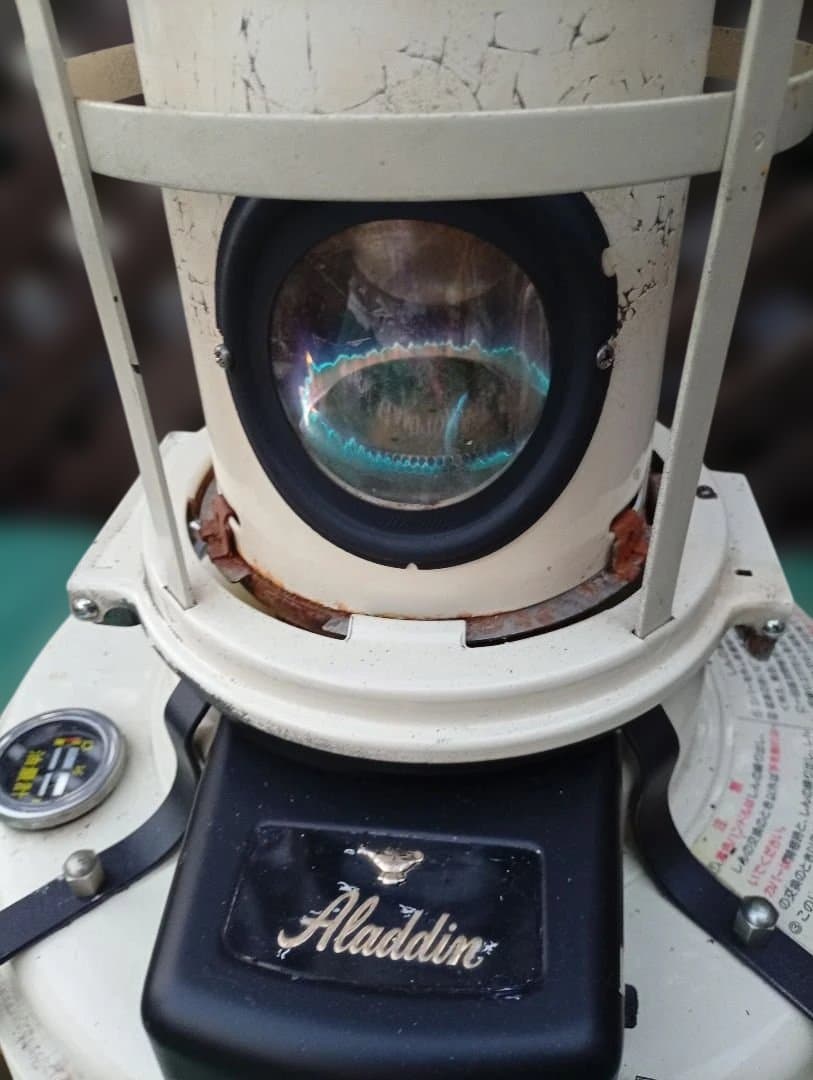 アラジンストーブ。メンテナンス済。純正品芯交換済。取説付。オリジナルペイント。