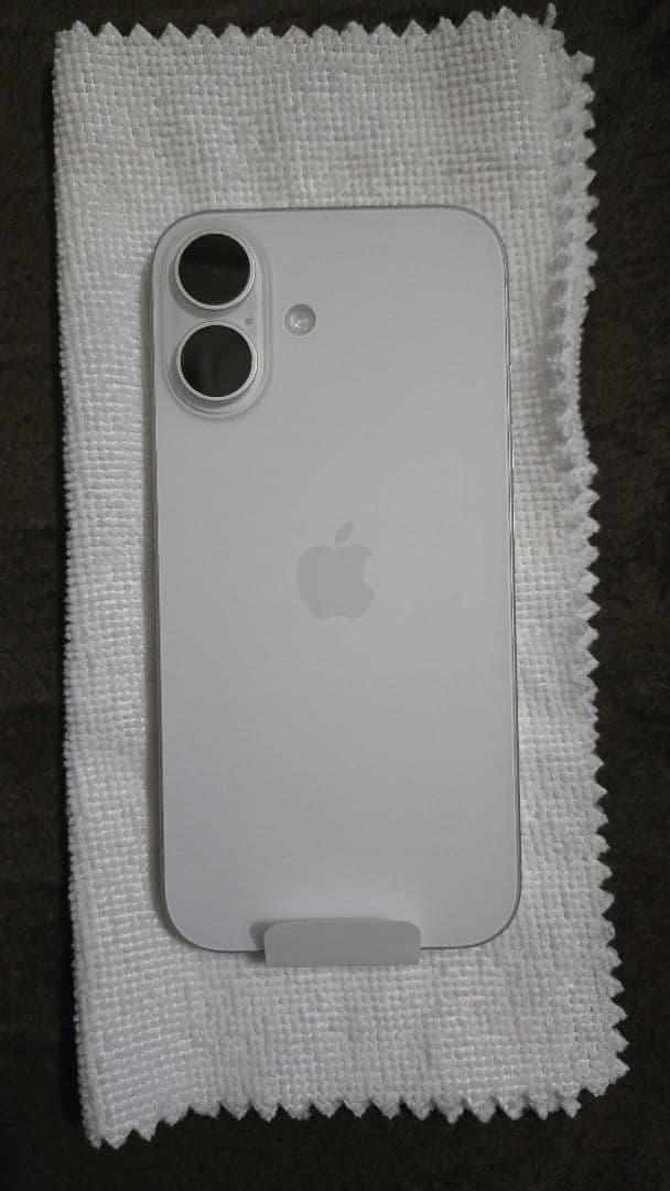 【未使用】iPhone16 128GB ホワイト本体 保護フィルム ケース付き