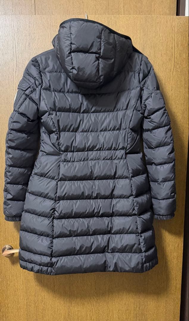 最終値下げ！モンクレール シャーパルCHARPALダウンジャケットブラック