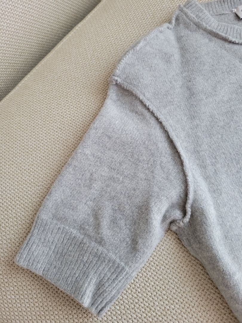 MONCLER モンクレール　ジッパー付き羊毛ニットセーター半袖