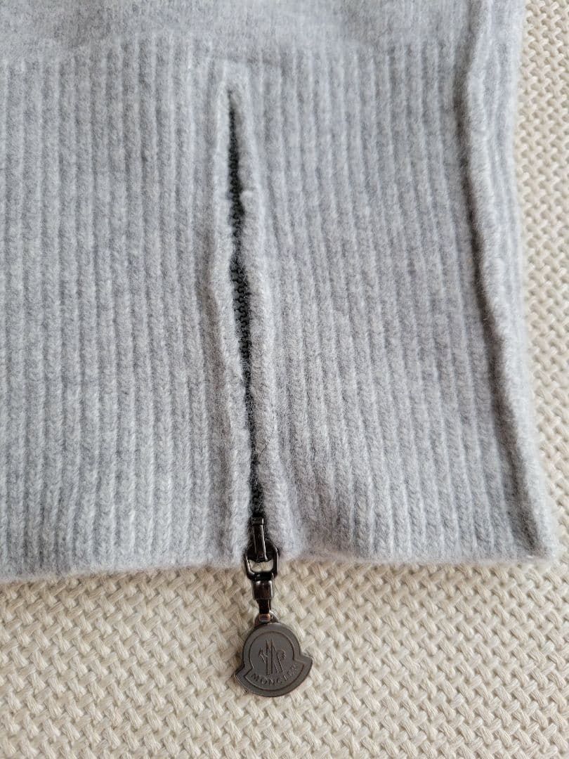 MONCLER モンクレール　ジッパー付き羊毛ニットセーター半袖