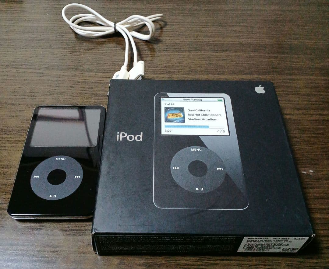 iPod 30GB BLACK（MA446J/A）