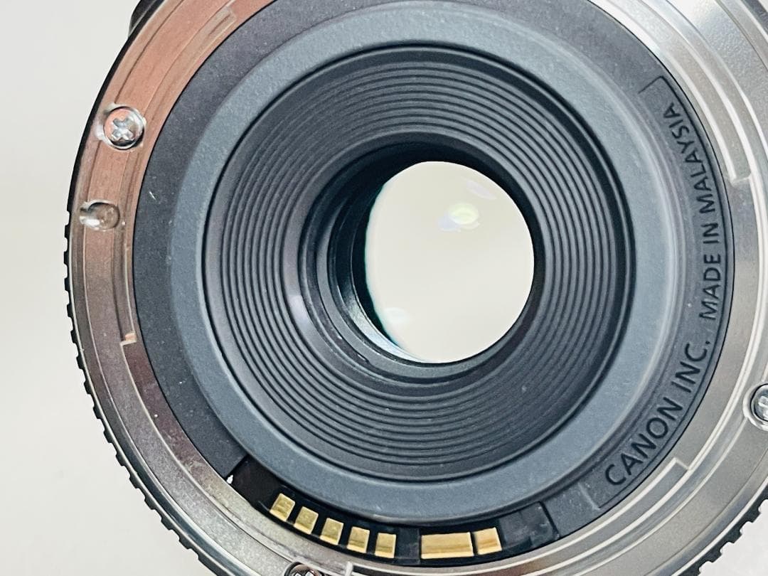 【ほぼ新品】Canon キヤノン EF-S 24mm F2.8 STM 単焦点