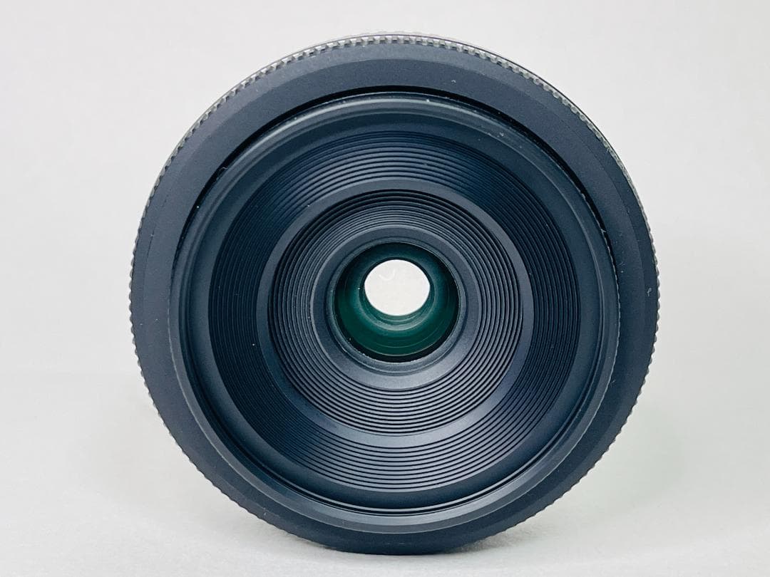 【ほぼ新品】Canon キヤノン EF-S 24mm F2.8 STM 単焦点