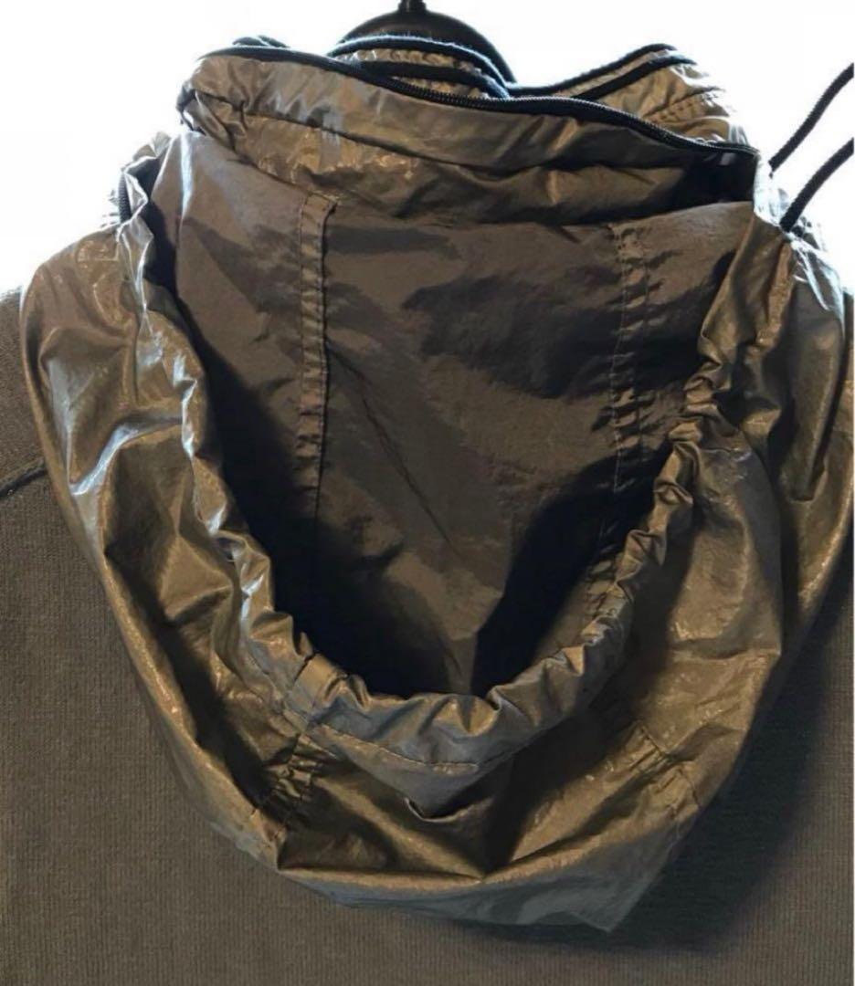 ストーンアイランドニットパーカー