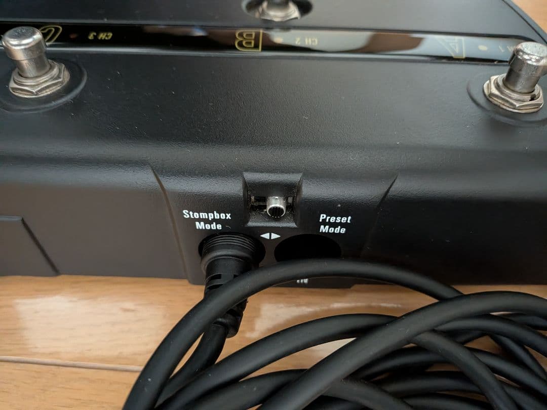 Hughes & Kettner FSM-432 MK III フットスイッチ