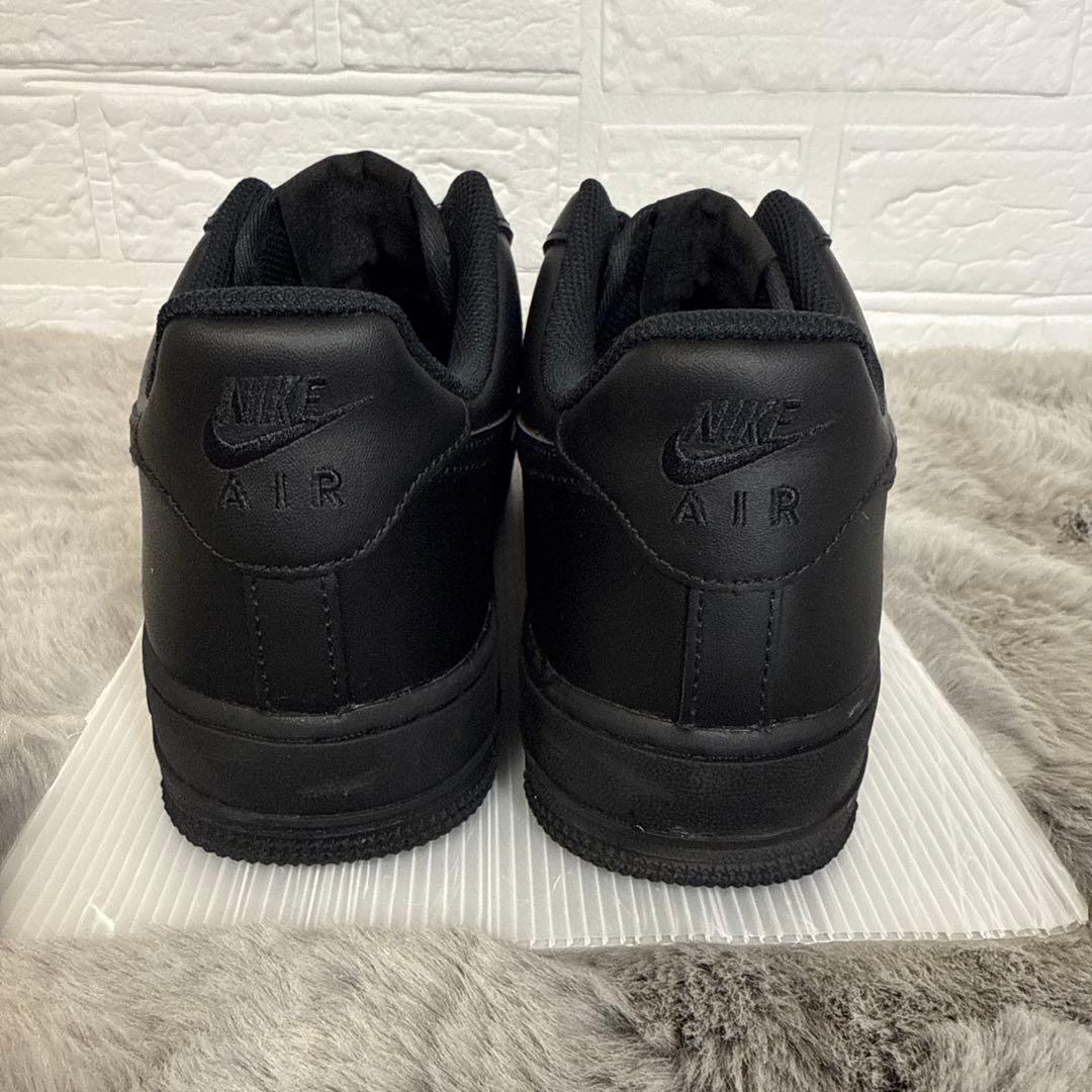 【未使用級】ナイキ NIKE エアフォース1 ブラック 26cm