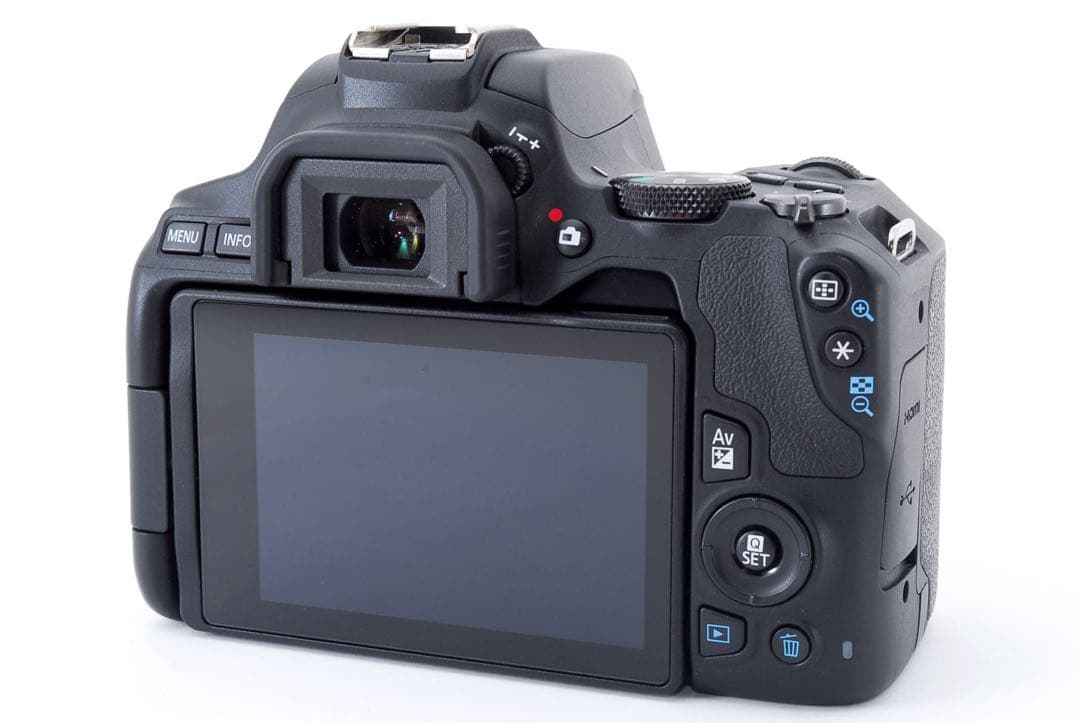 デジタル一眼レフカメラ　canon kiss x10標準&望遠ダブルレンズセット