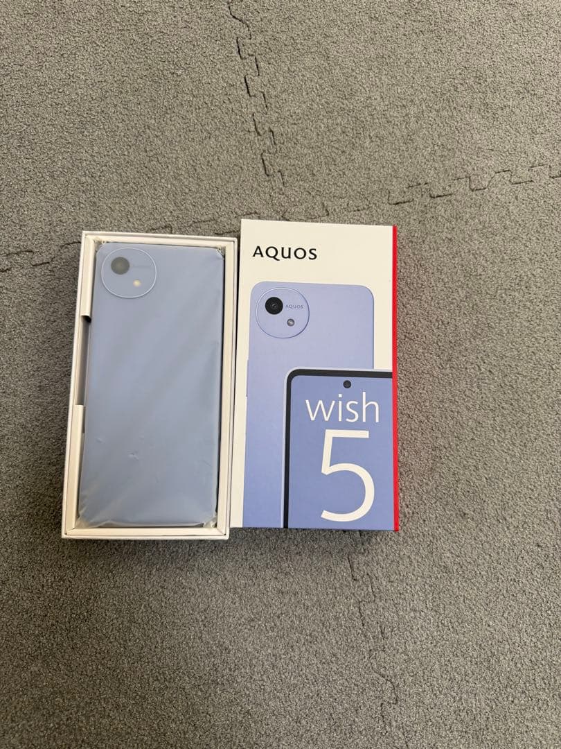 AQUOS wish 5 ライトブルー 本体