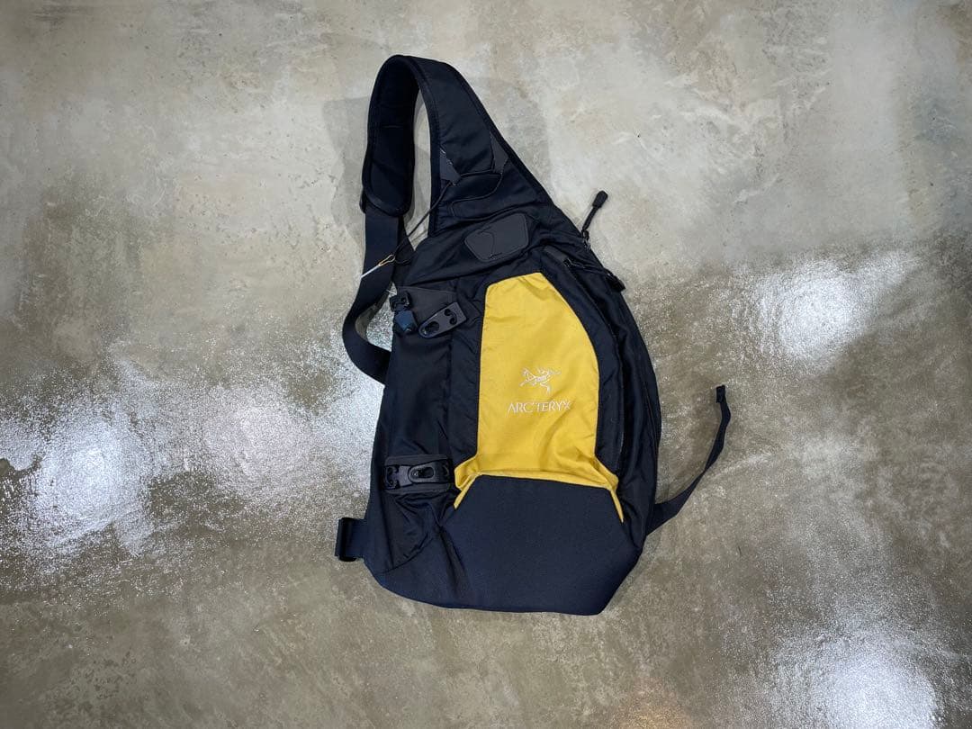 バッグ arc'teryx quiver one shoulder bag