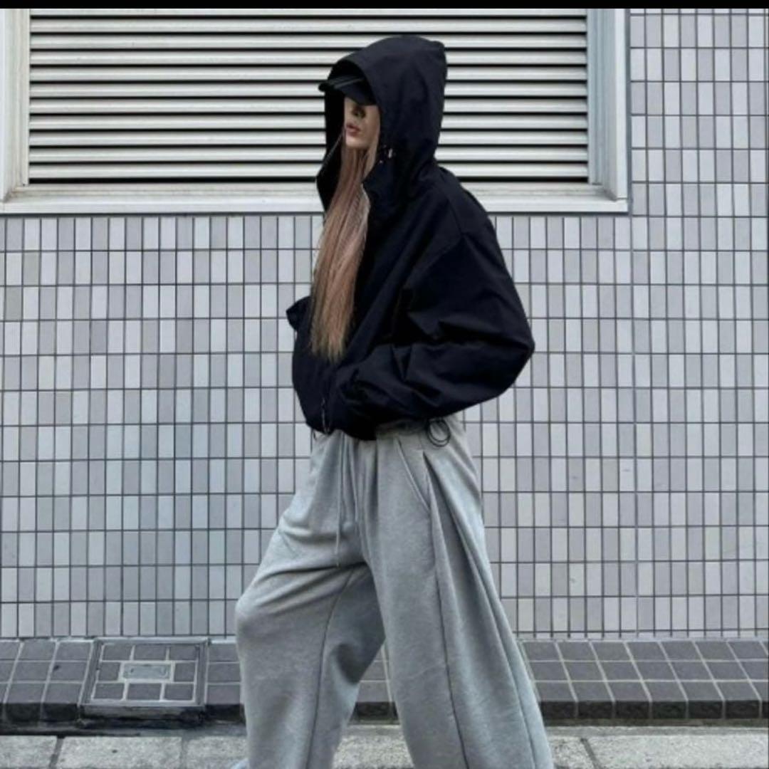 【Chikashitsu +】cropped hooded blouson