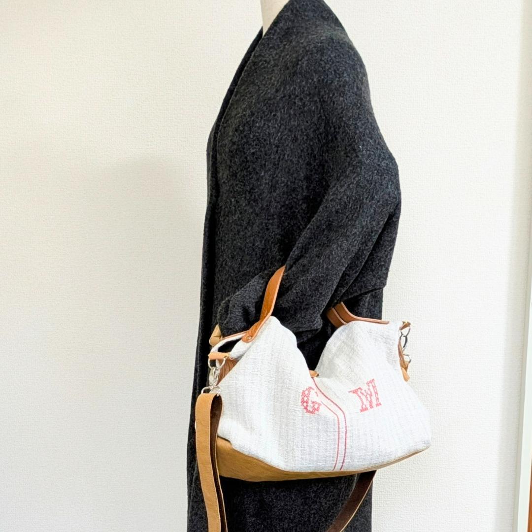 ハンドメイドantiquelinenspunグレインサック×牛革３WAY