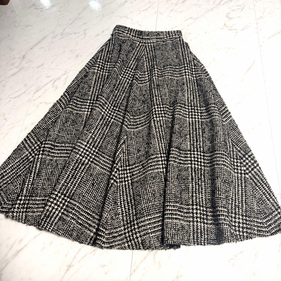 【美品】即完品✨️アニュアンス ウール チェック ツイード フレア スカート 黒