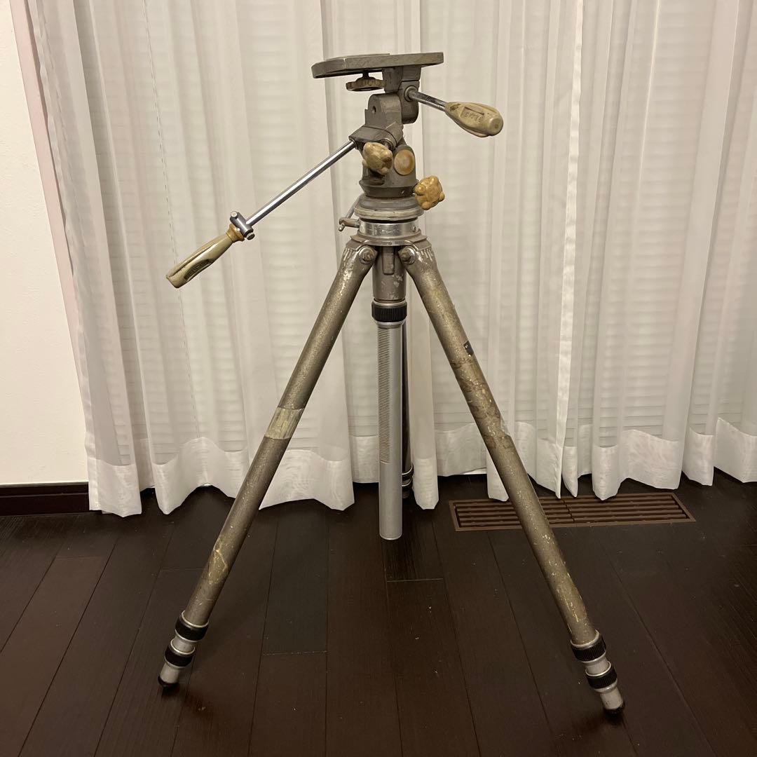 大型カメラ用三脚　GITZO