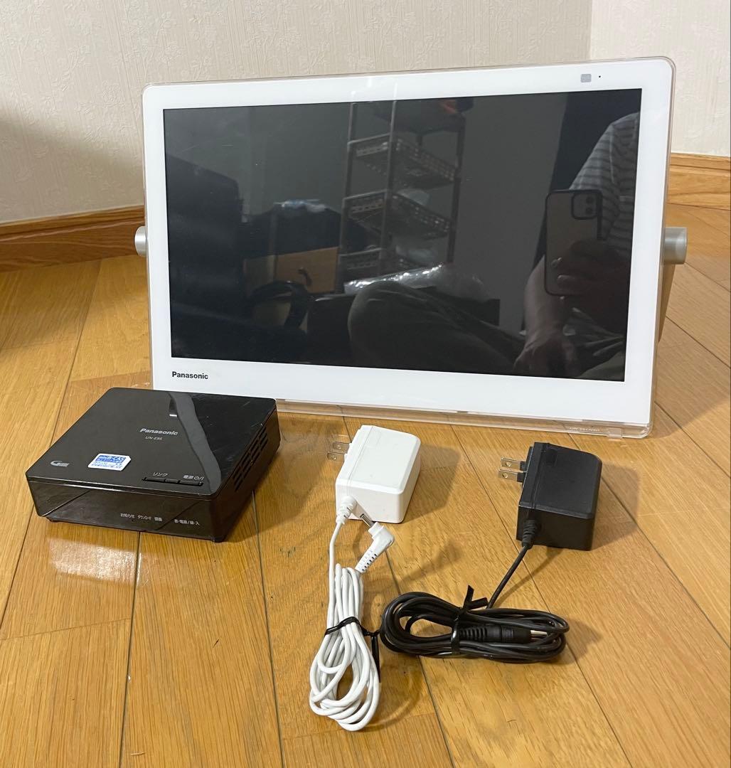 【１か月保証付き】パナソニック UN-15CN9D ポータブル テレビ 防水