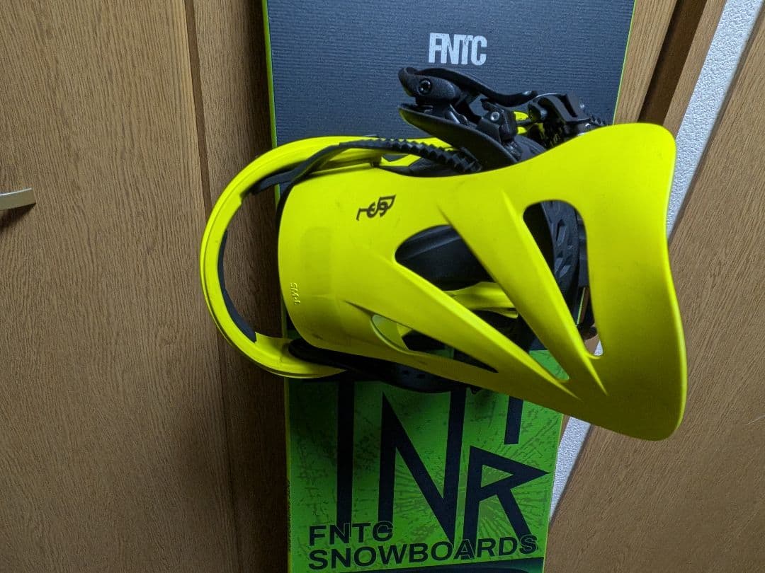 FNTC スノーボード FLUX グラトリ 147cm